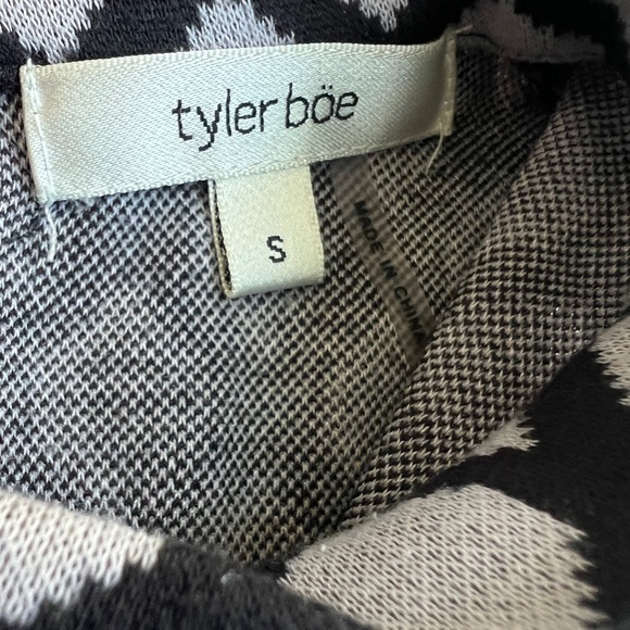 TYLER BOE Women's Black Geometric Print Round Neck Short Sleeve Shift Dress - Picture 4 of 6